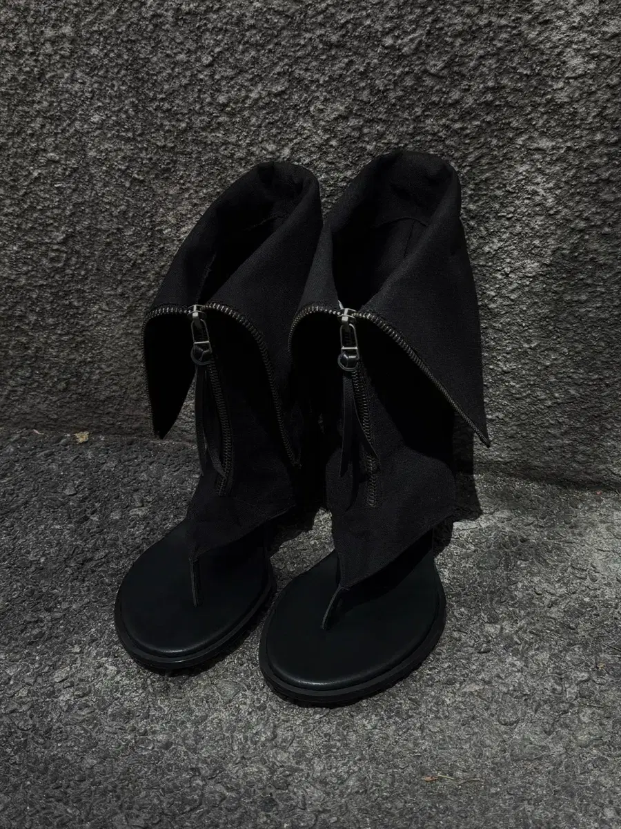 보헤미안서울 ECLIPSE LINEN FLIP FLOP BOOTS